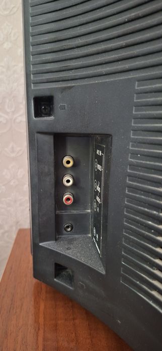 Продам телевизор Panasonic