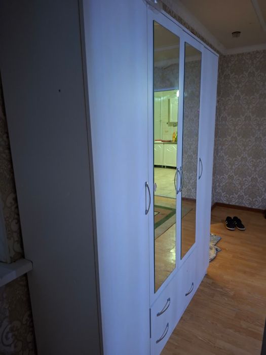 Шкаф сатылады жағдайы жақсы