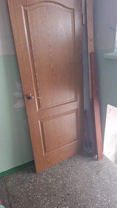 Продам межкомнатные двери