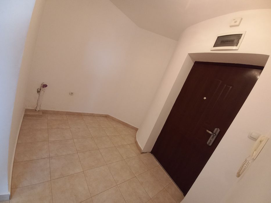 Продава се Тристаен апартамент в Благоевград, Ален мак - 74 кв.м за 1200 €/кв.м - Снимка #1