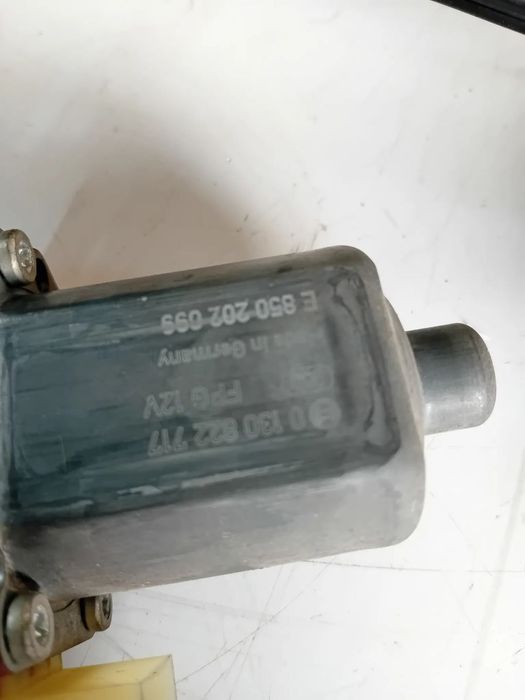 Macara Geam fata Audi A3 8V An 2013-2020 Stanga Dreapta Volan Stanga Completa