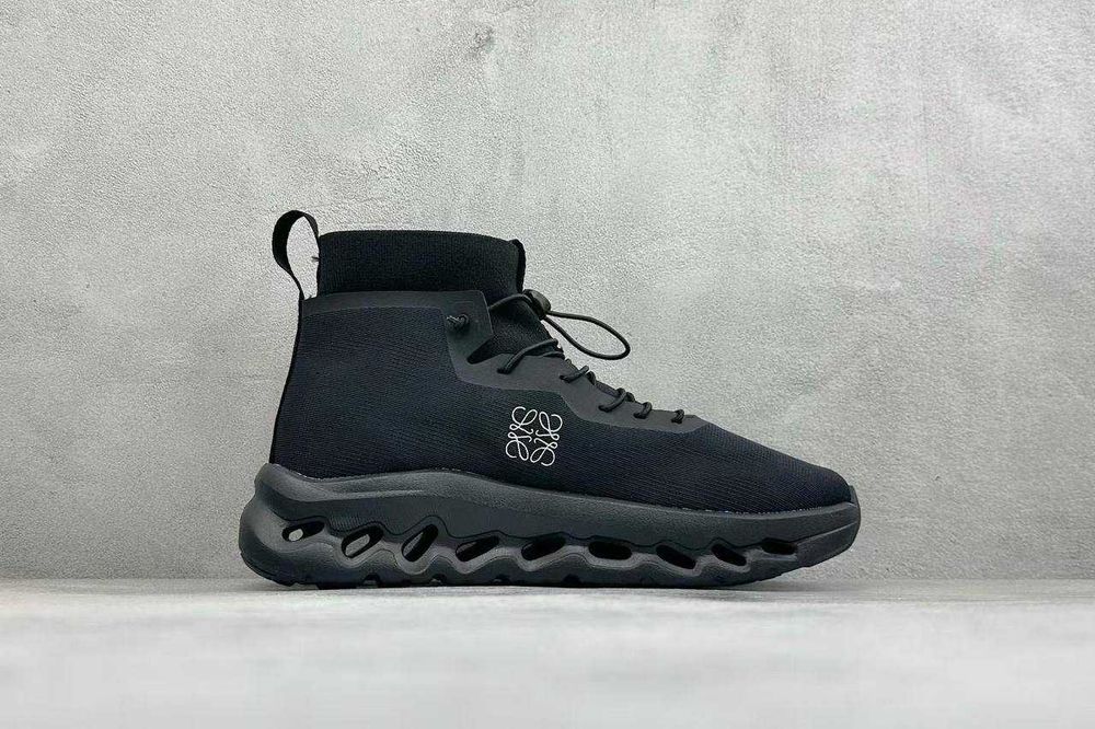 Продавам нови мъжки маратонки On Cloudtilt Hi sneaker black