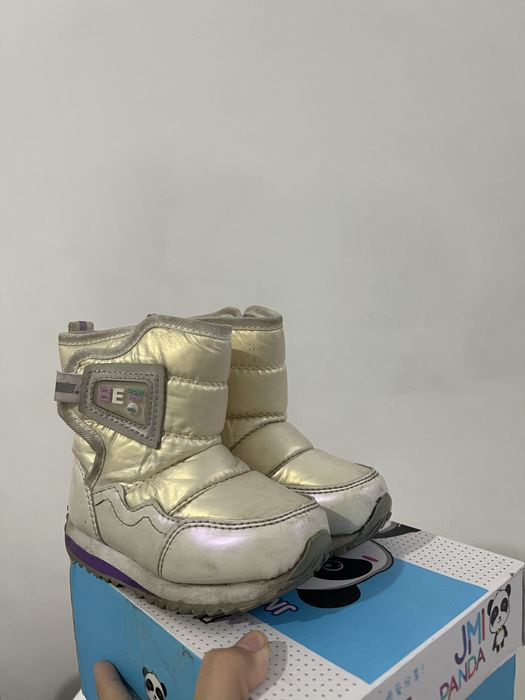 Зимние дутики на девочку