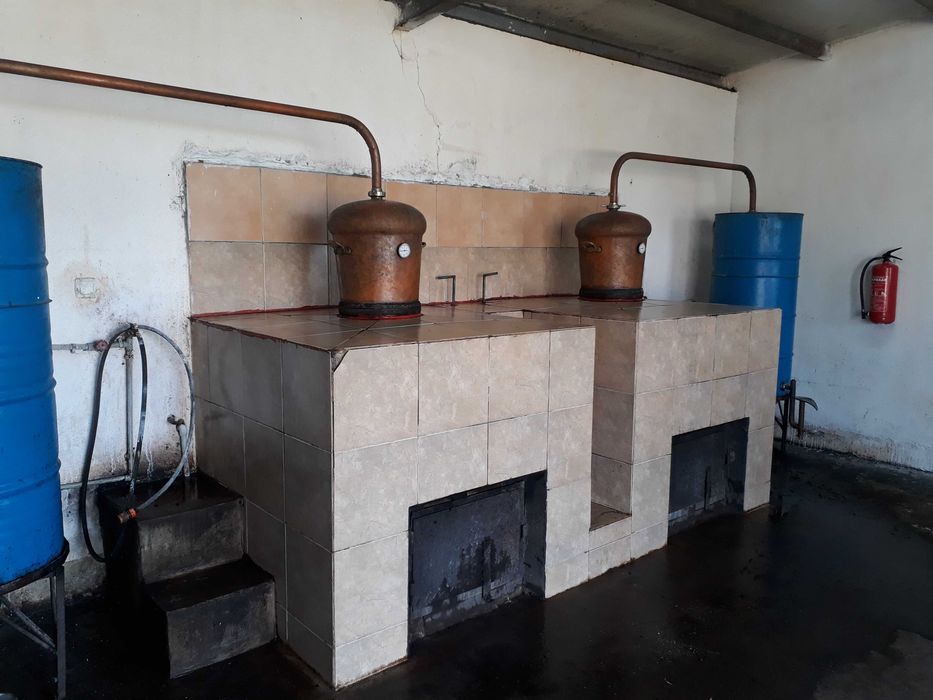 Продавам Обект за изваряване на Ракия "Казанджийница