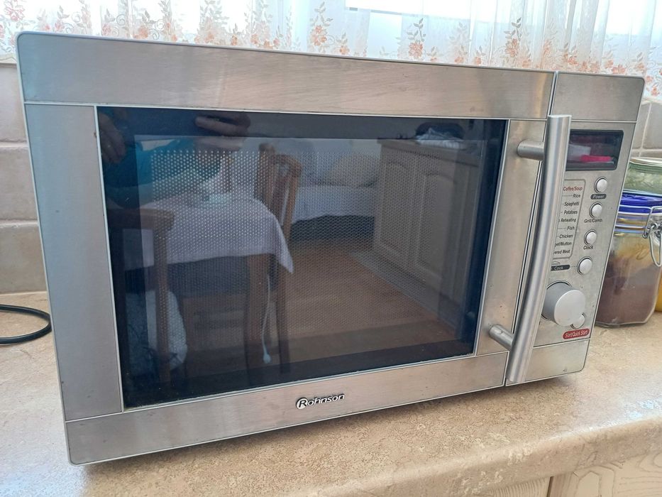 Микровълнова фурна Rohnson