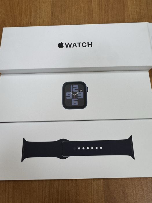 Apple Watch SE 40 мм
