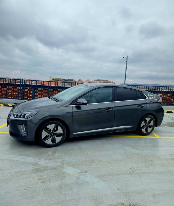 Inchiriez pentru Uber/Bolt Hyundai Ioniq 2022