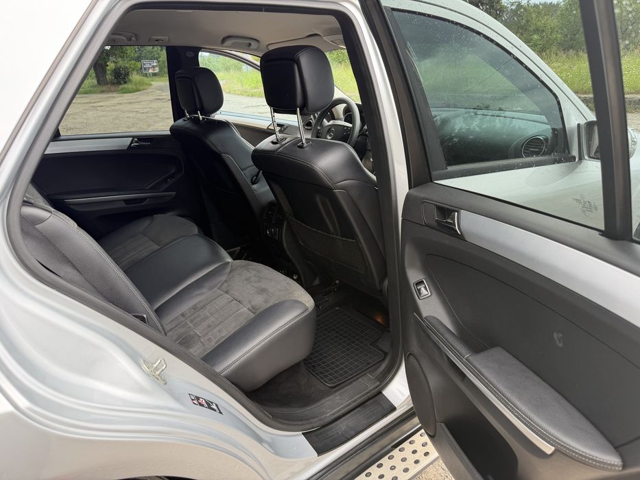 Mercedes-Benz ML 320