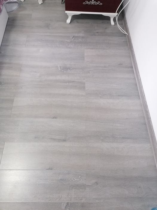 Parchet 10 mm gri antracit