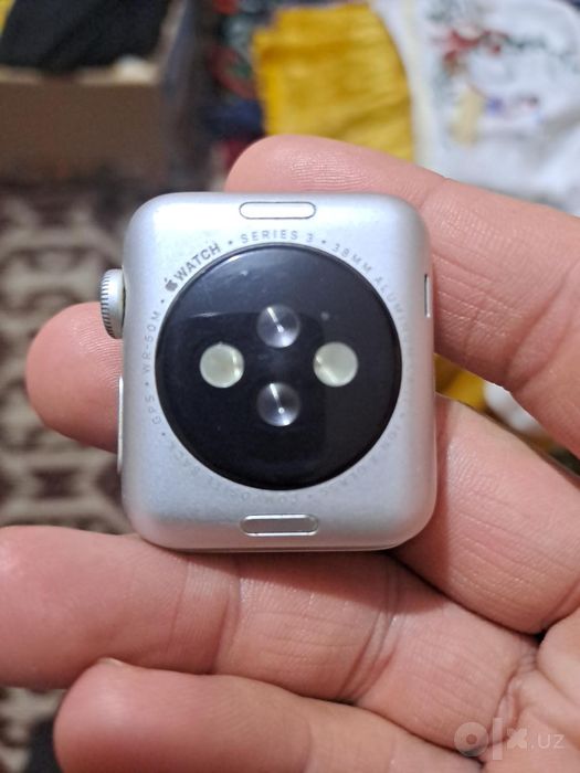 Apple Iwatch series 3.