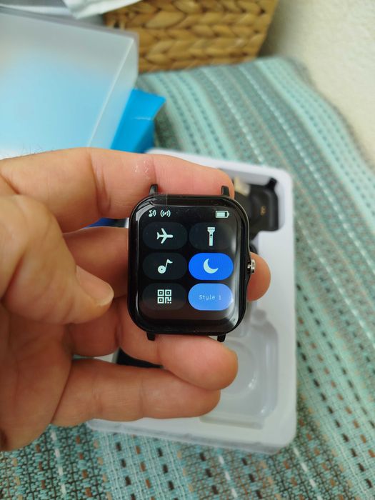 Смарт часовник Lige, нов. Подходящ за мъже и за жени.