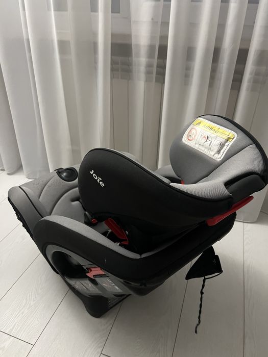 Автокресло Joie