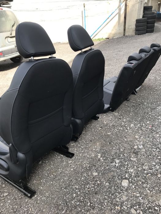 Салон за Пежо 2008 Peugeot 2008 2019 година