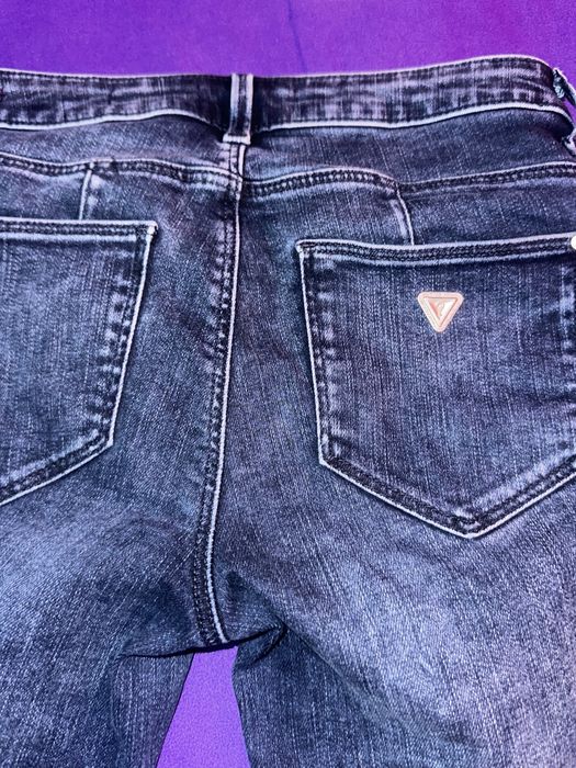 Blugi GUESS dama marimea 27(S)