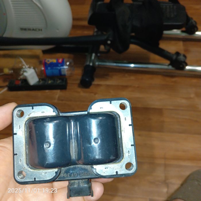 Продам катушку зажигания на LADA granta