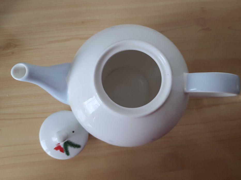 Керамичен чайник