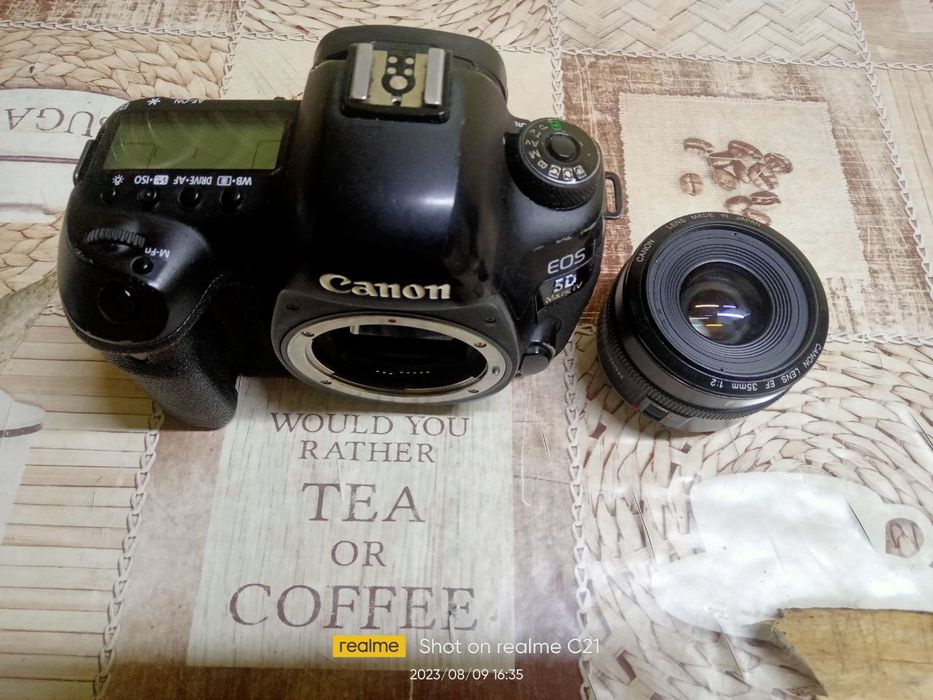 Canon 5D mark4 фотокамера сотилади