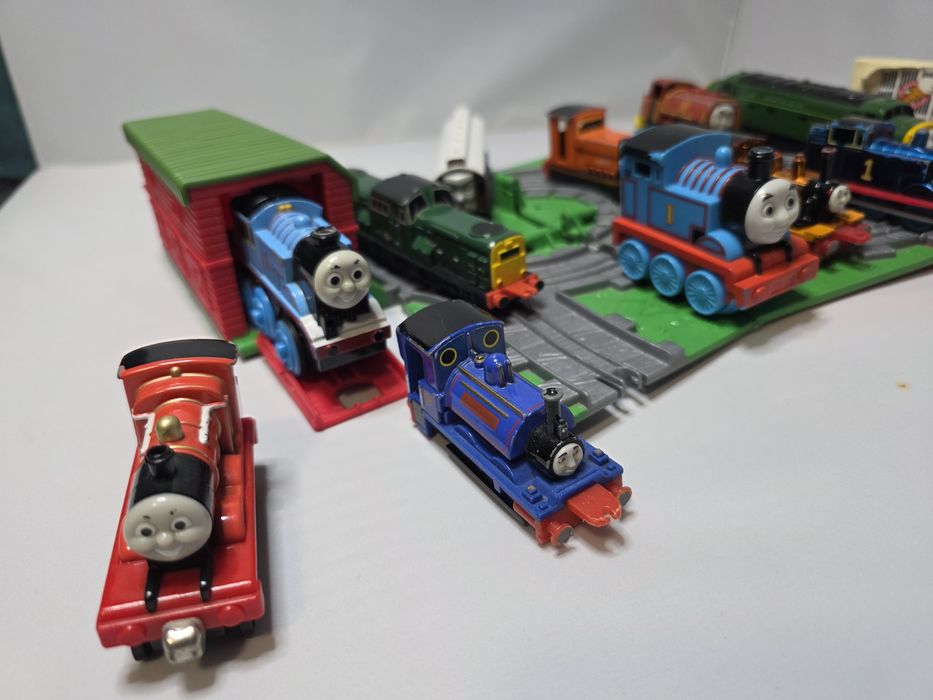 Set Gara + 12 trenulete Thomas
