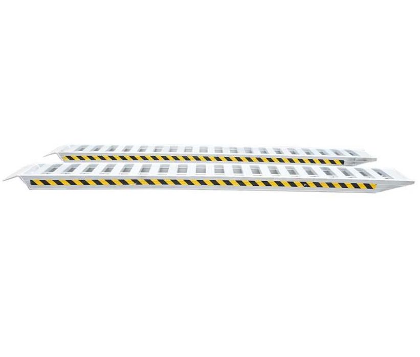 Set rampe aluminiu 8 tone pentru incarcare/descarcare 450x50x15cm