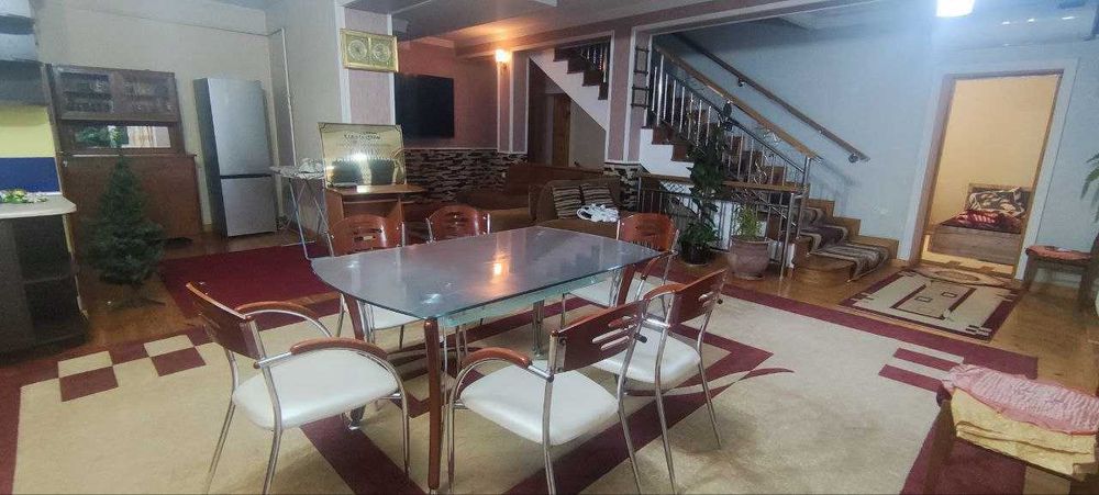 Хостел, hostel, 50,000