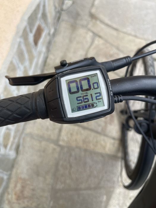 Електрически велосипед Cube