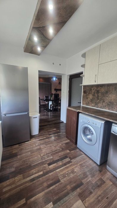 Продава се Четиристаен апартамент в Търговище, Център - 80 кв.м за 606 €/кв.м - Снимка #4