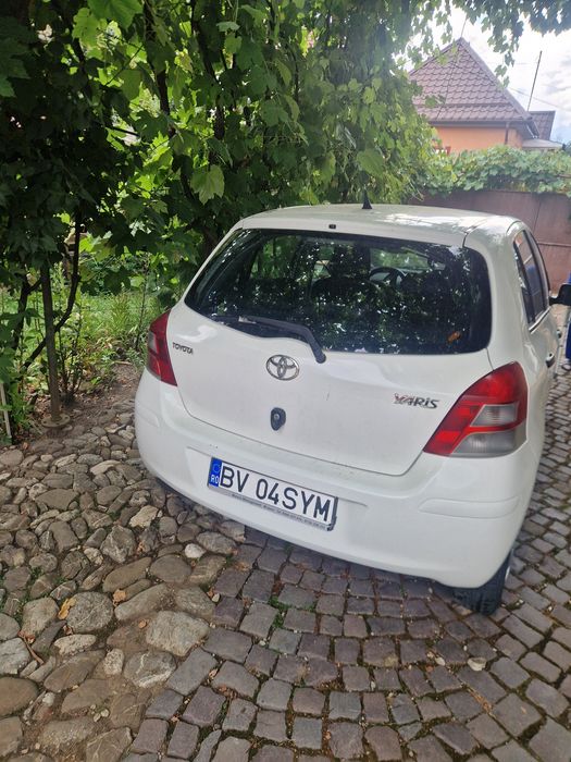 Toyota yaris de vanzare