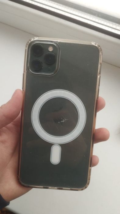 Продам айфон 11 про макс