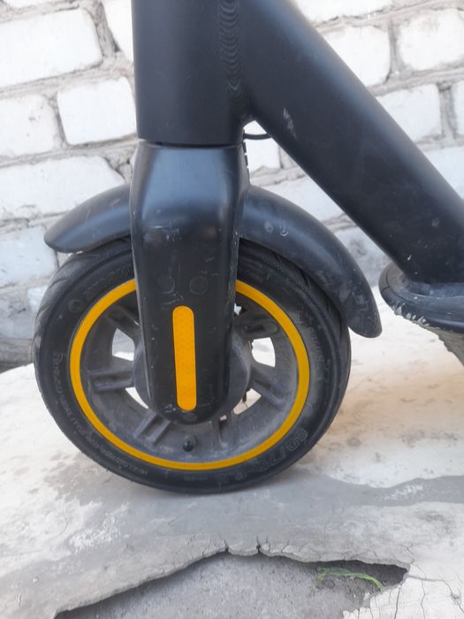 Продам электро самокат