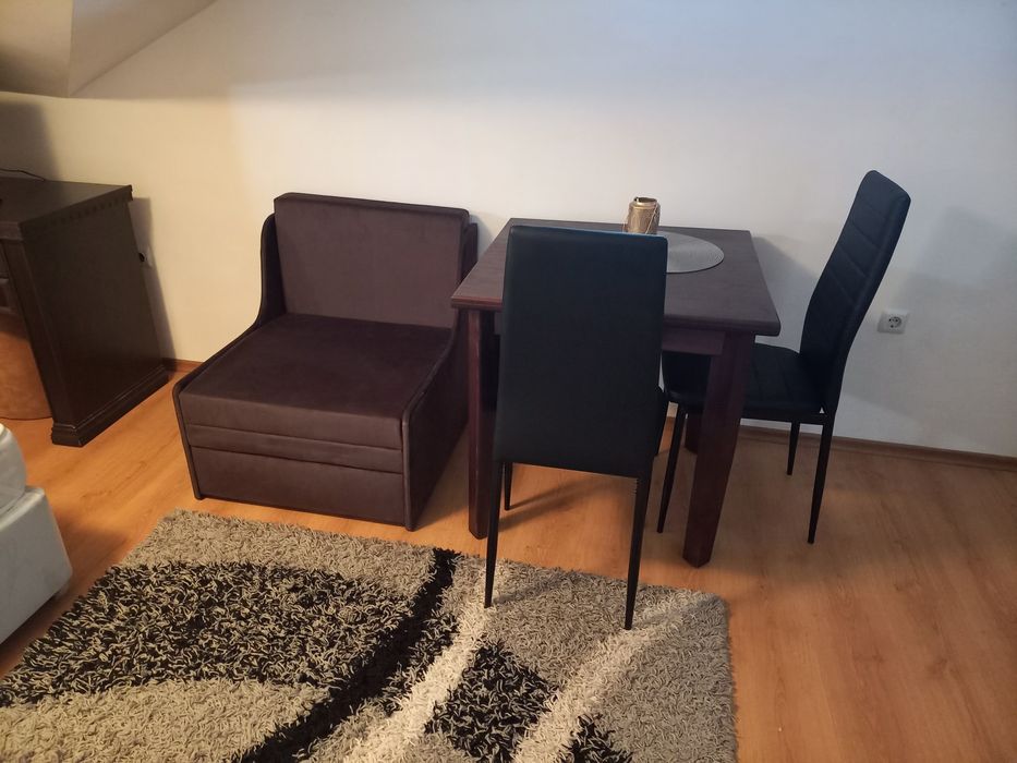 Отдавам студио под наем в гр.Банско 40евро  45евро