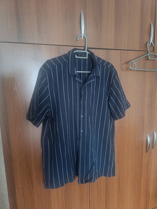 Продам рубашку в хорошем состоянии