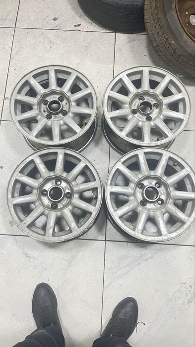 Продам ромашки R15 на ауди
