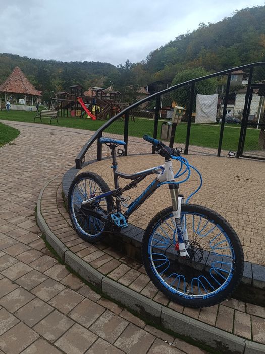 Bicicleta enduro Bergamont