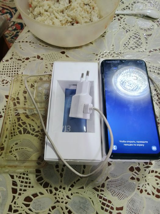 Самсунг А13 продам