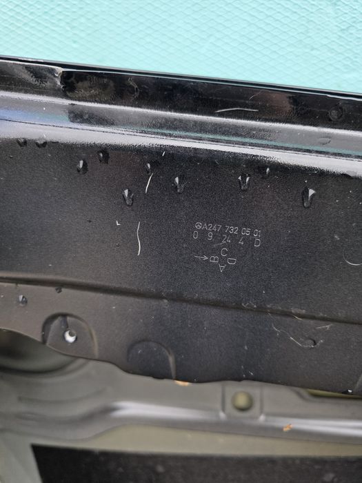 Mercedes benz GLA 247 19- задна лява врата  2023