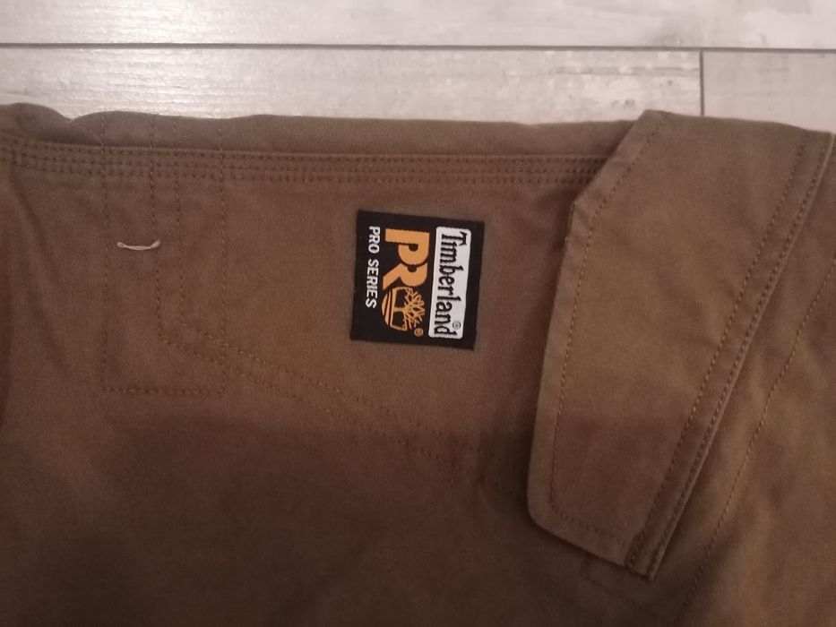 Pantaloni cargo cu buzunare