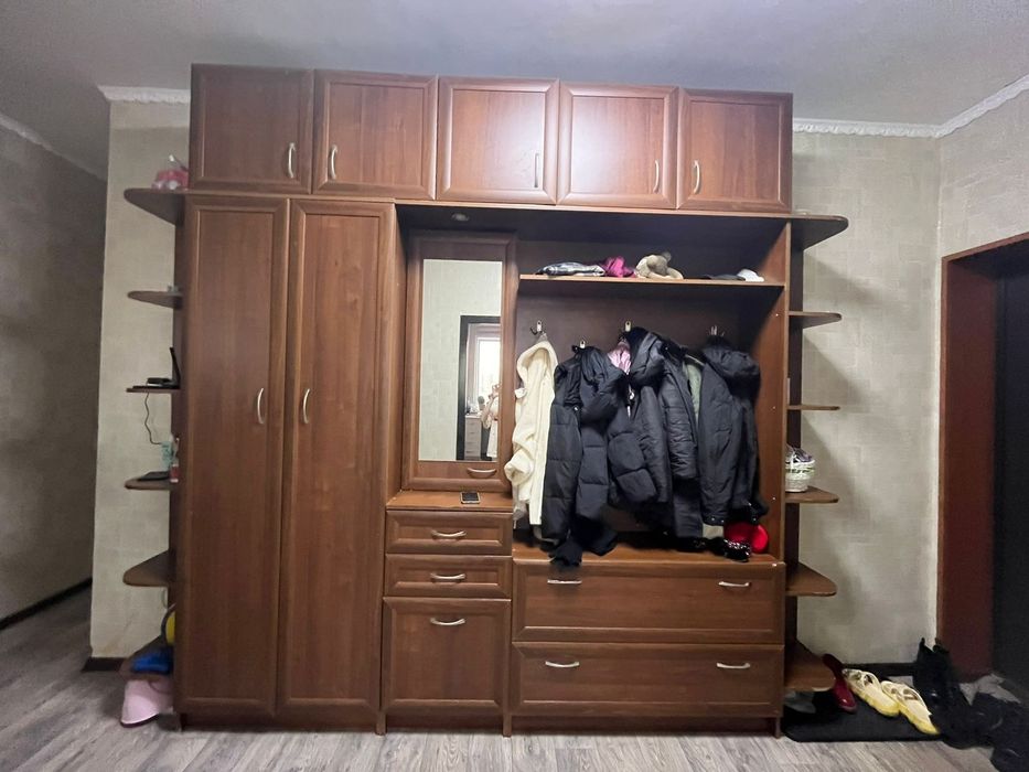 Продается прихожая