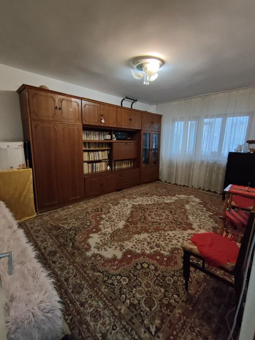 Apartament 3 camere, decomandat, Gavana 3