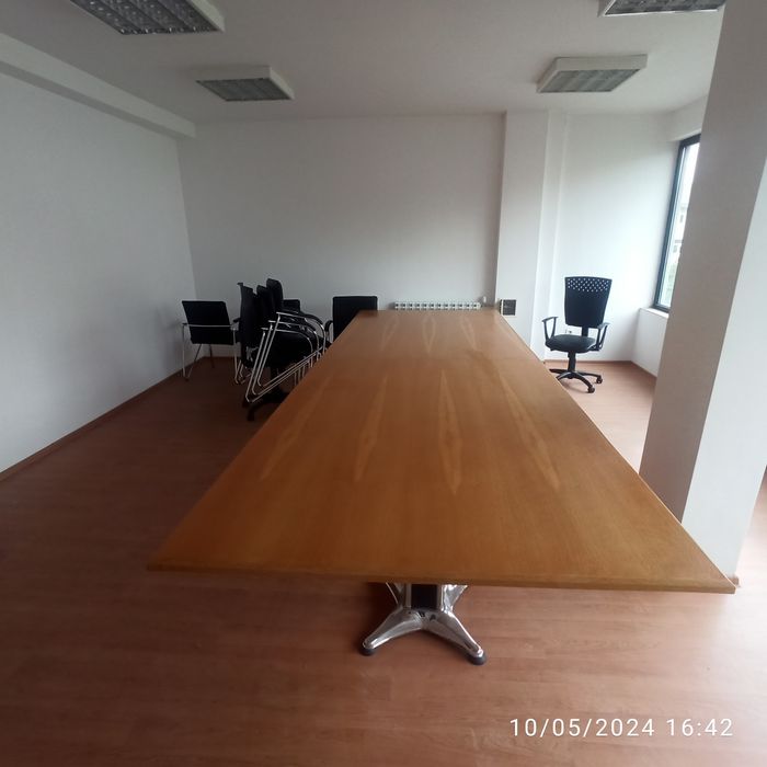 Дава се под наем Офис в Казанлък - 48 кв.м за 204 € - Снимка #1