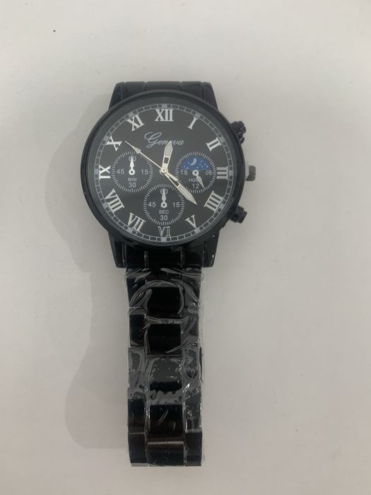 Часы новые Geneva