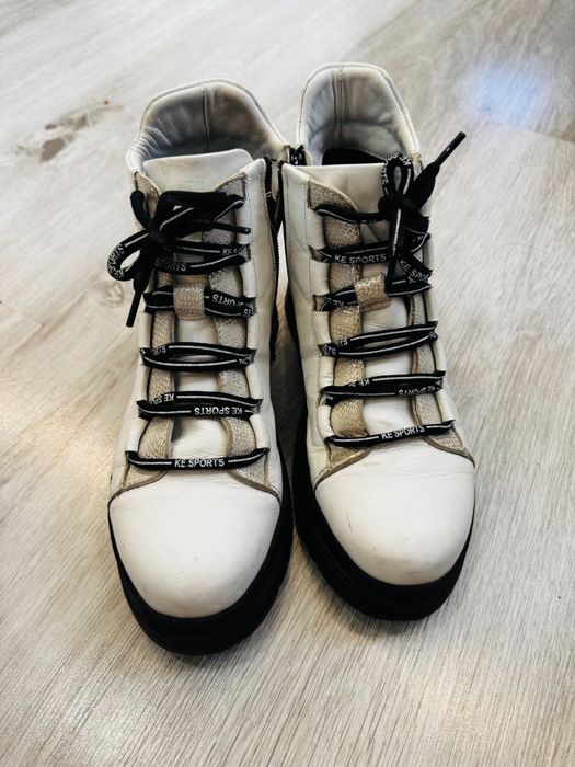 Дамски боти от естествена кожа