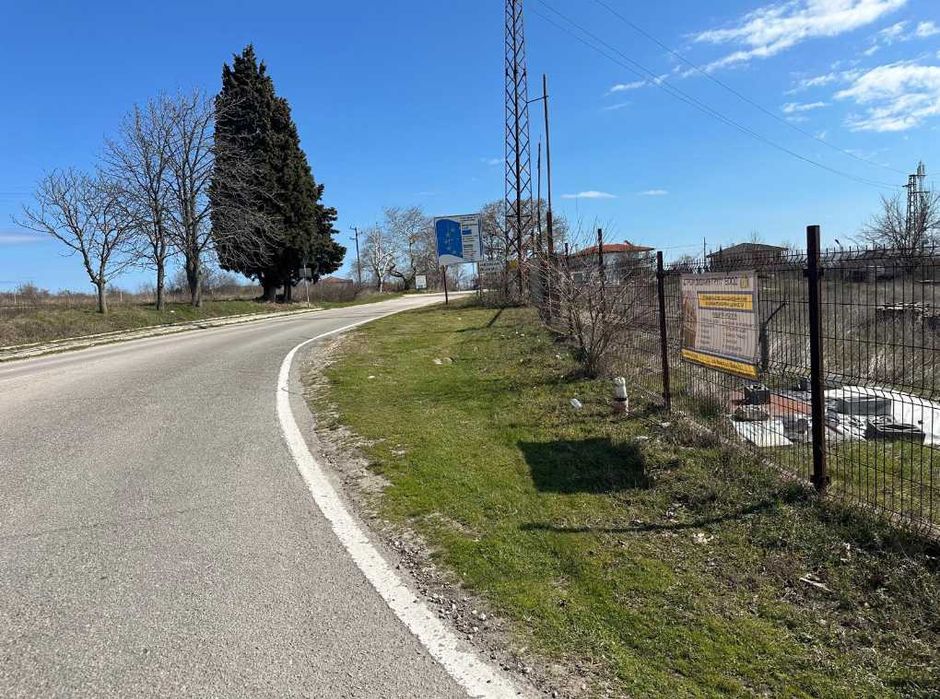 Продава се Парцел в Варна, Център - 2970 кв.м за 77 €/кв.м - Снимка #3