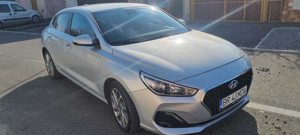 Vand hyundai I 30 fastback