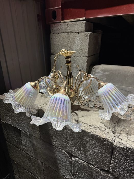 Люстра Продам люстры