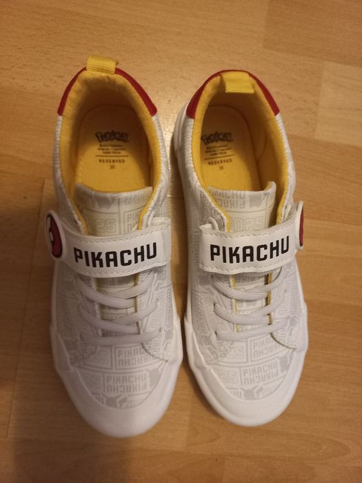 Обувки Reserved момче