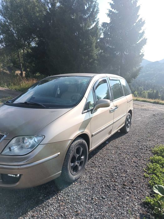 Lancia Phedra. Motor 2.0 hdi 136