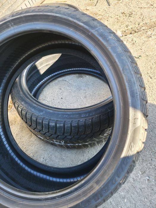 Зимни гуми Пирели 225/40/18