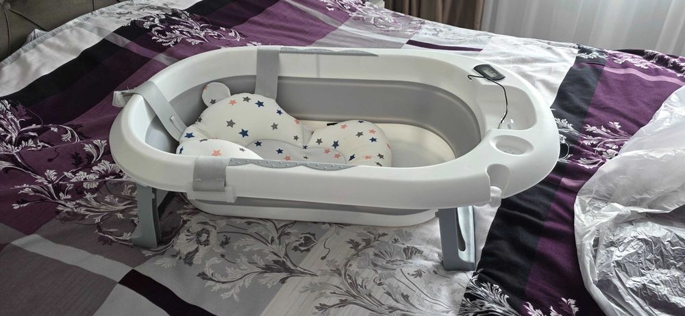 Vand cadita bebeluși