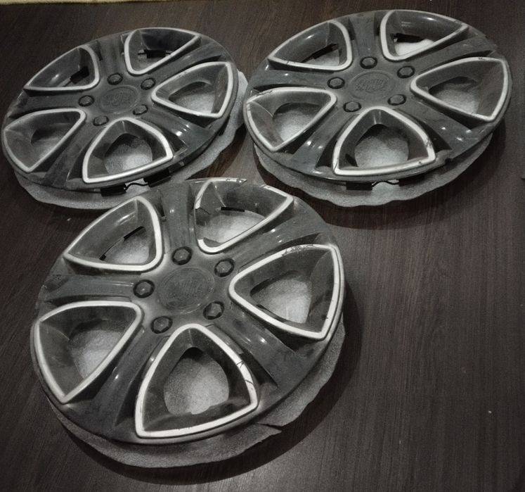 Стильные колпаки R14 (3 шт.)