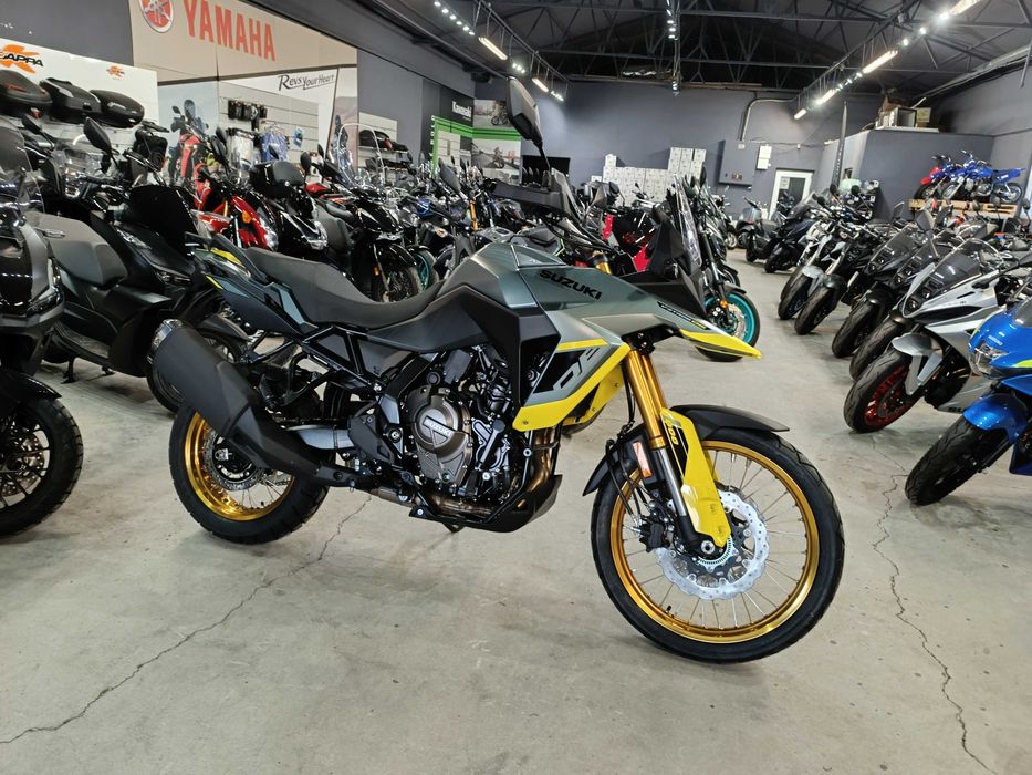 Suzuki DL800 V-Strom 800DE 2025 Suzuki Constanta by EST BIKE